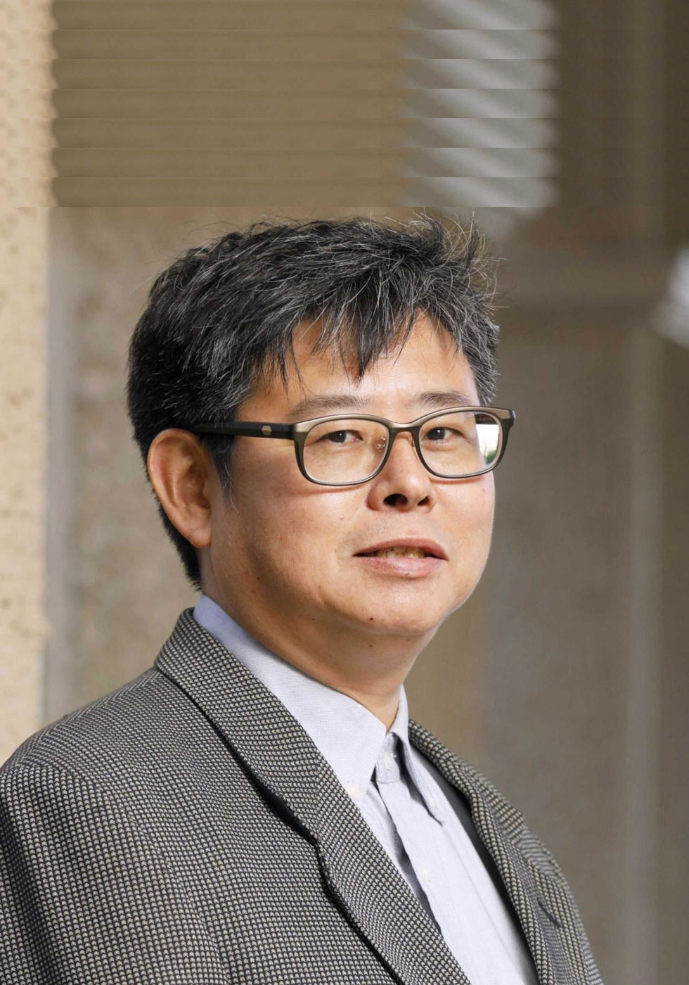 河野  恭之 教授